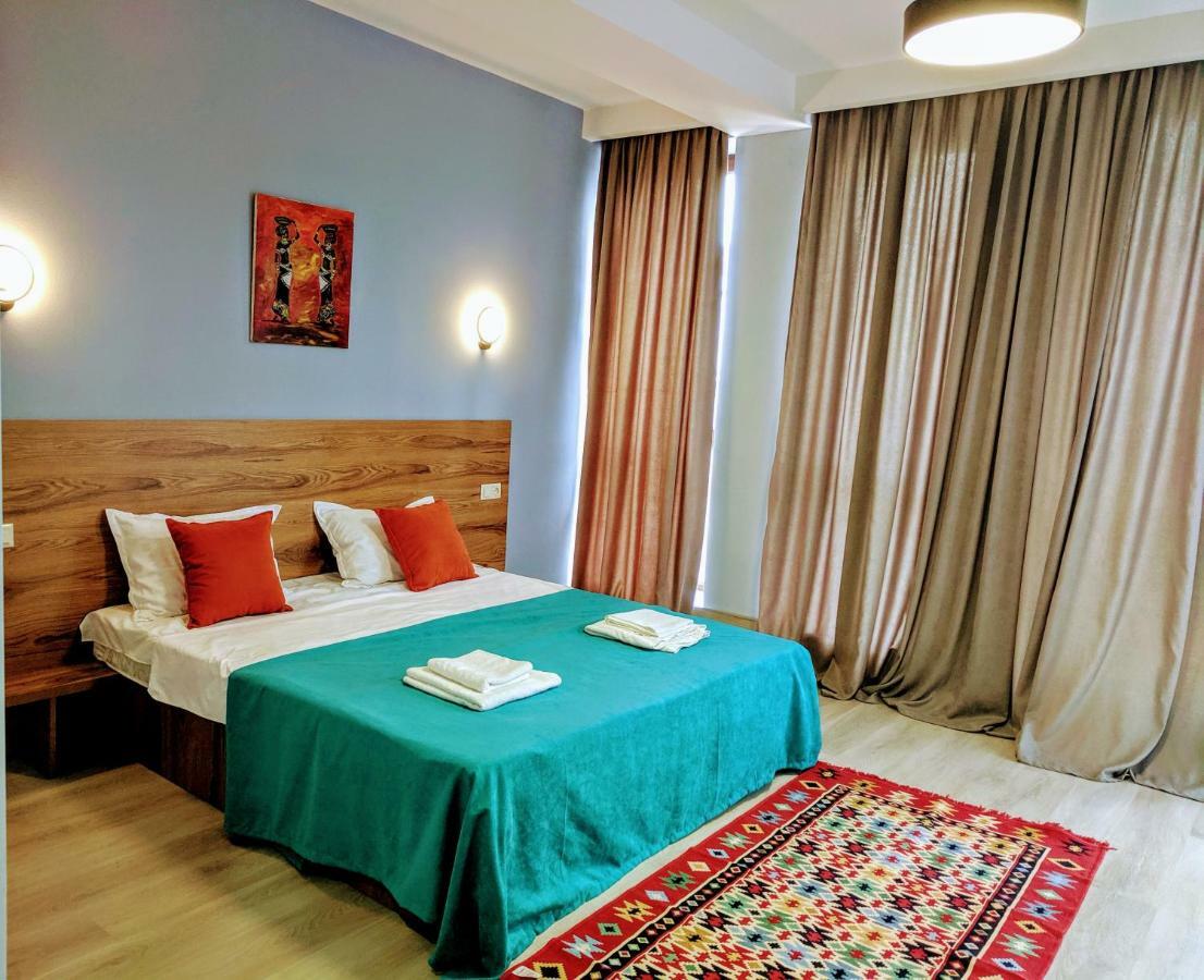 טביליסי Hotel Canvas מראה חיצוני תמונה